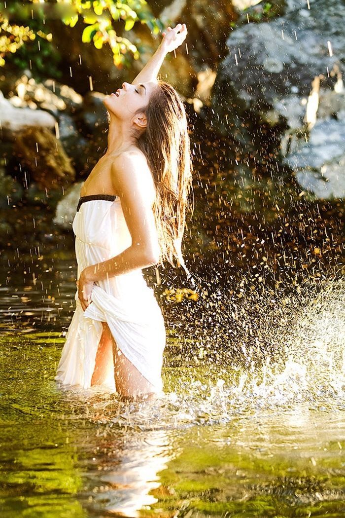 Marie Avgeropoulos in Gurgaon