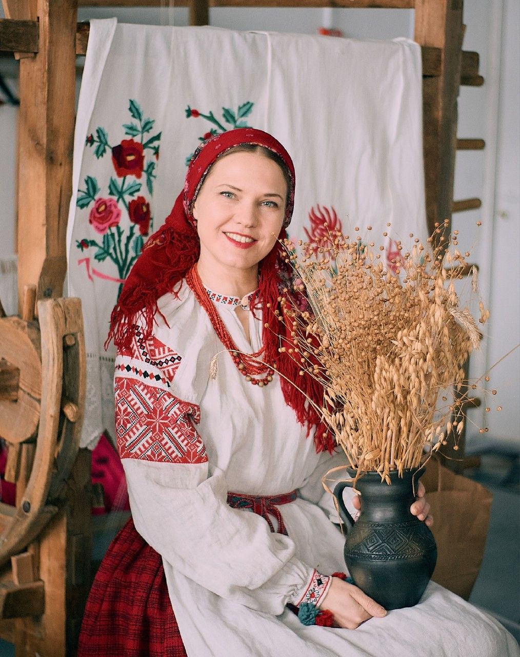 Women in Slavic costumes in Gurgaon